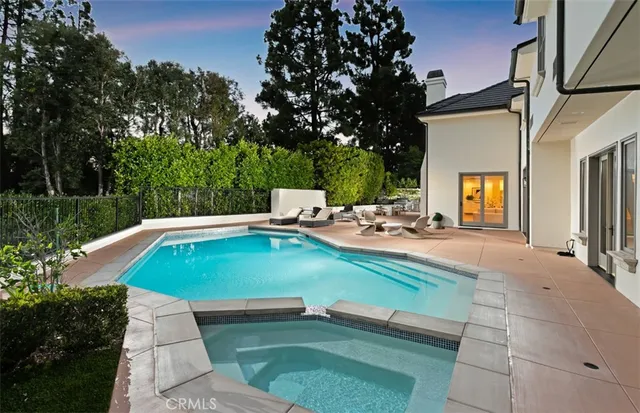 $10,980,000 | 15 Cypress Point Lane, Newport Beach, CA 92660