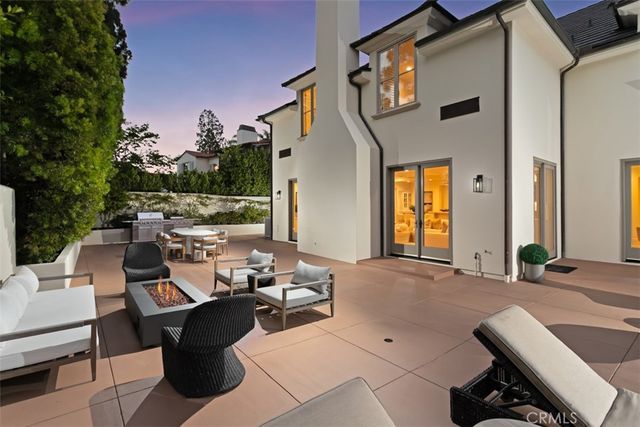 $10,980,000 | 15 Cypress Point Lane, Newport Beach, CA 92660