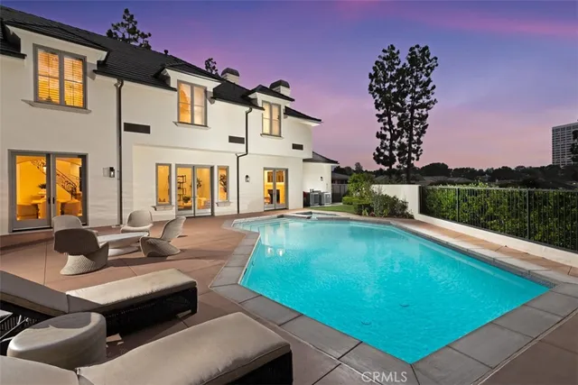 $10,980,000 | 15 Cypress Point Lane, Newport Beach, CA 92660