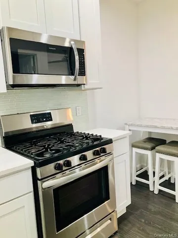 $2,495 | 150 Fifth Avenue, Unit 1, Pelham, NY 10803