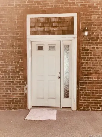 $2,495 | 150 Fifth Avenue, Unit 1, Pelham, NY 10803