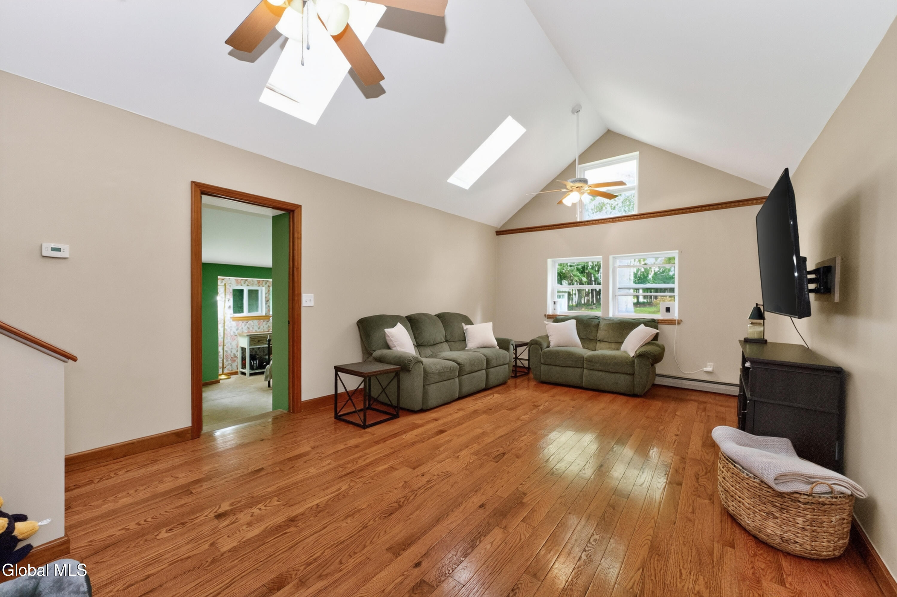 2 Livingroom 2