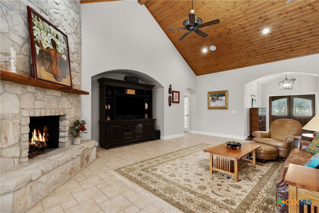 26037 Lewis Ranch Road New Braunfels, TX 78132 - Photo 9 of 46 Gallery Image 9