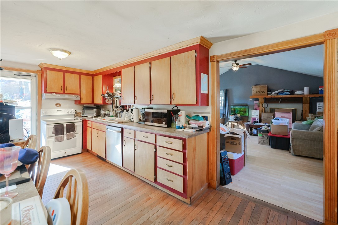 283 Steere Farm Road Burrillville, RI 02830 - Photo 6 of 25