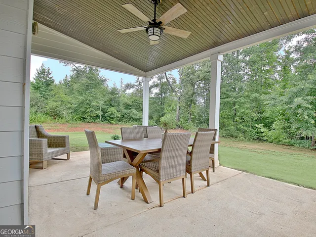 a view of outdoor space yard deck and patio