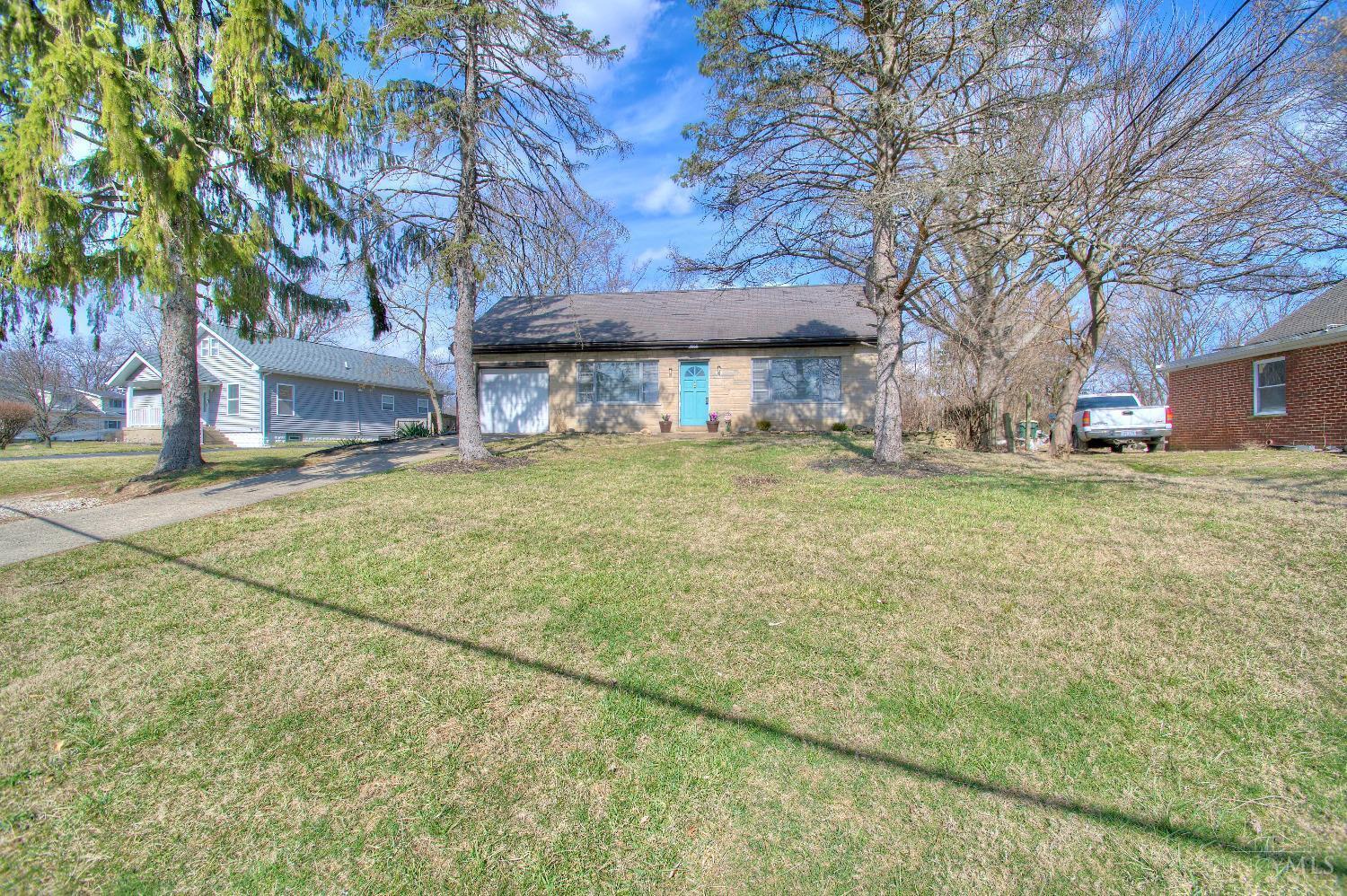 2868 Compton Road Cincinnati, OH 45251 - Photo 3 of 29