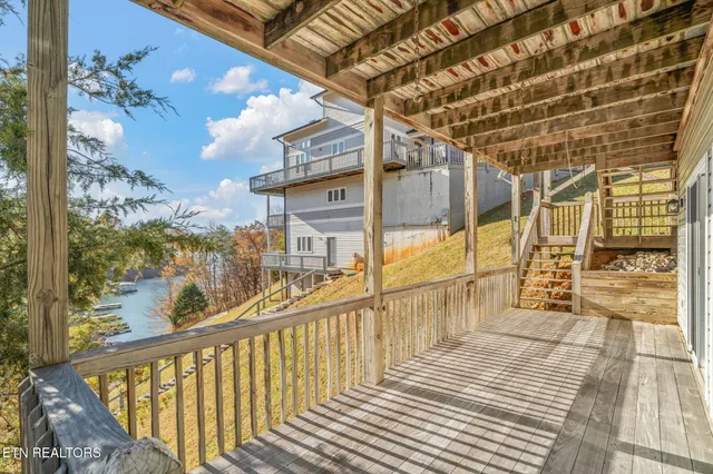 $749,900 | 551 Deerwood Lane, La Follette, TN 37766