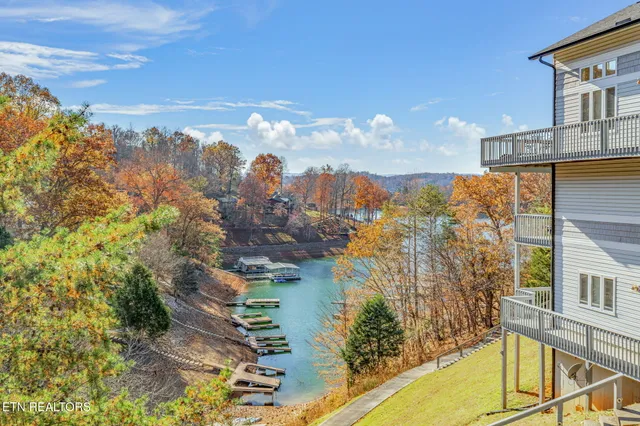 $749,900 | 551 Deerwood Lane, La Follette, TN 37766