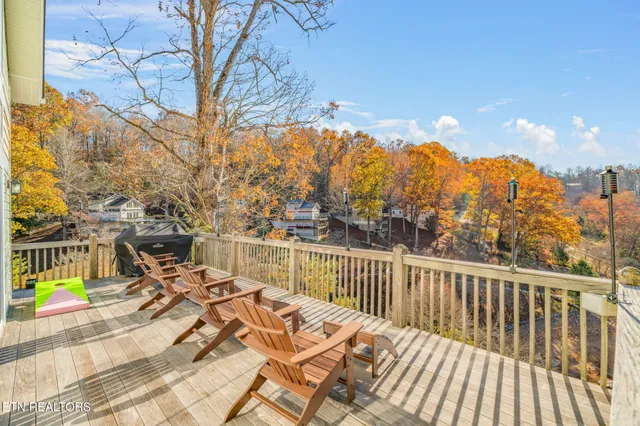 $749,900 | 551 Deerwood Lane, La Follette, TN 37766