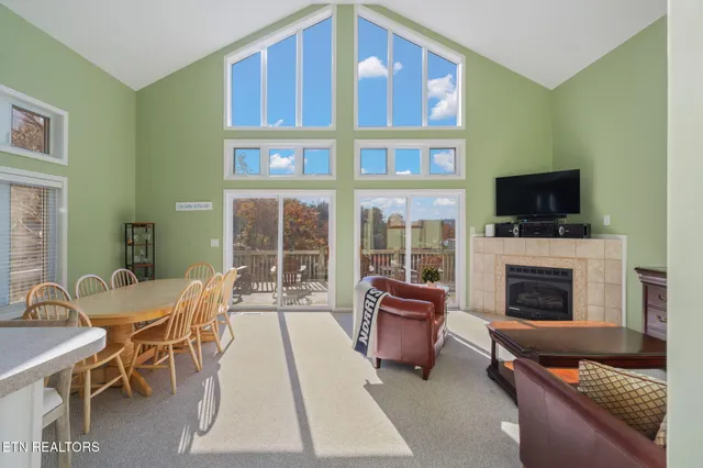 $749,900 | 551 Deerwood Lane, La Follette, TN 37766