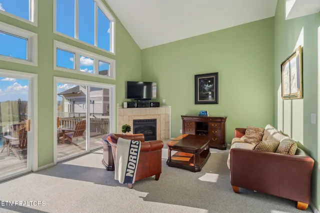 $749,900 | 551 Deerwood Lane, La Follette, TN 37766