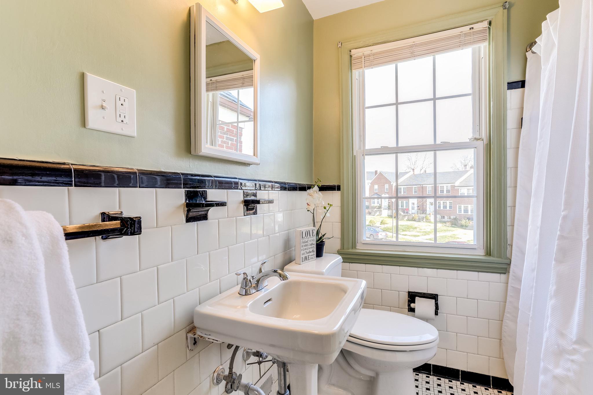 342 Lambeth Road Catonsville, MD 21228 - Photo 13 of 33 Gallery Image 13