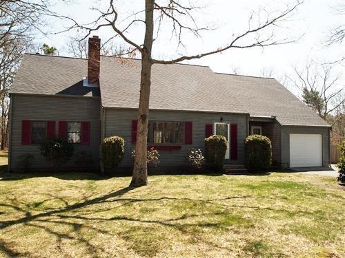 138 Jones Road Marstons Mills, MA 02648 - Photo 1 of 32 Primary Photo