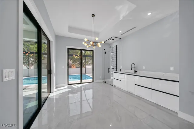 $825,000 | 129 Southwest 33rd Place, Cape Coral, FL 33991