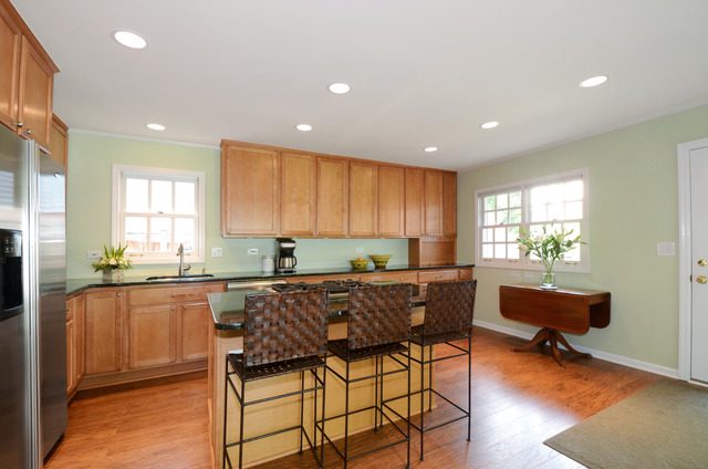 370 Poplar Street Winnetka, IL 60093 - Photo 7 of 18