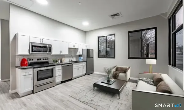 $2,200 | 333 State Street, Unit 304, Bridgeport, CT 06604