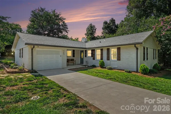 $399,000 | 1203 Flintshire Drive, Albemarle, NC 28001