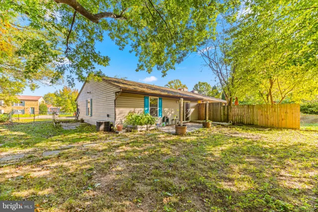 $309,999 | 825 Johahn Drive, Westminster, MD 21158