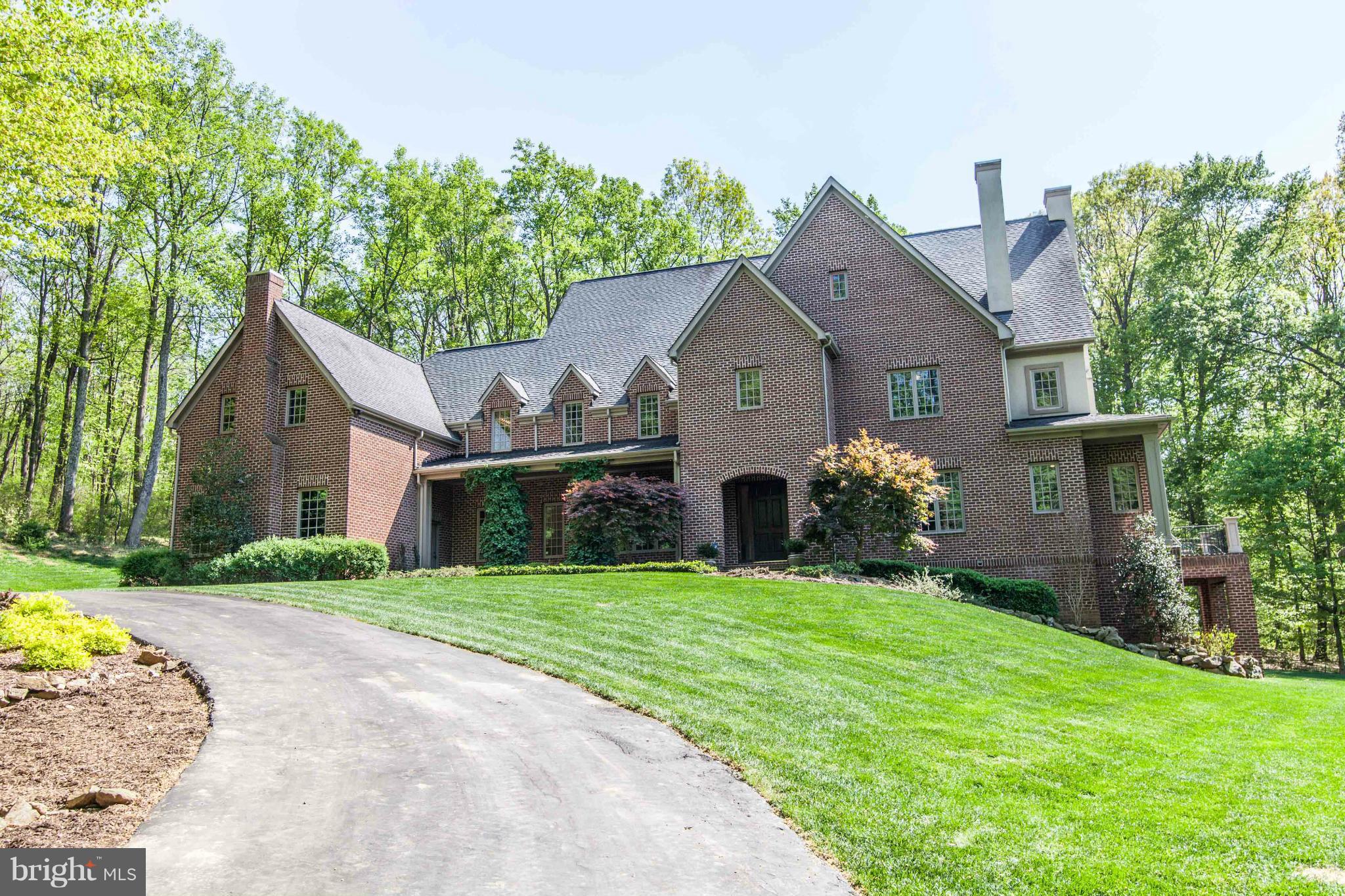 13448 Loyalty Road Leesburg, VA 20176 - Photo 1 of 30 Exterior (Front)