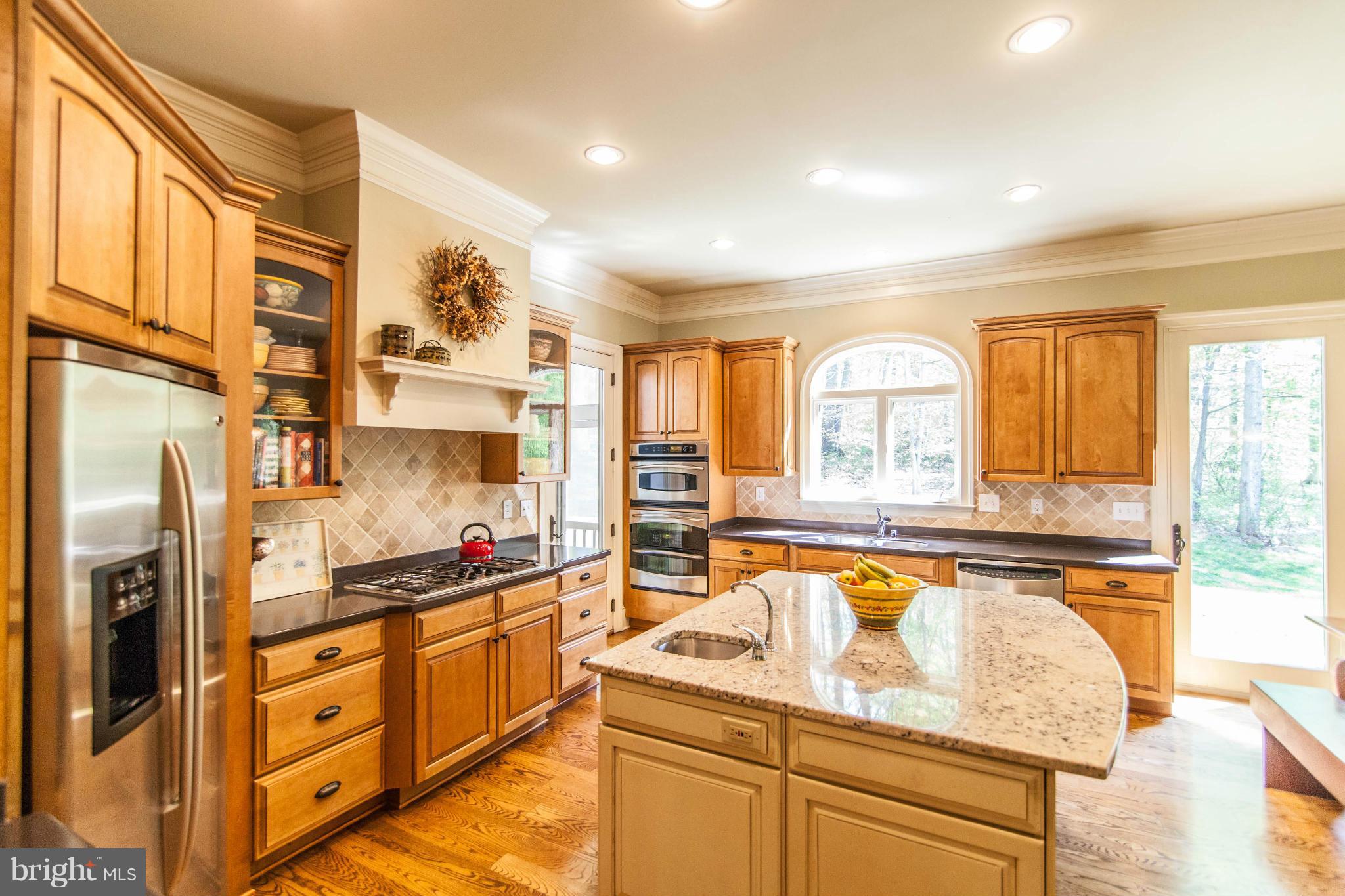 13448 Loyalty Road Leesburg, VA 20176 - Photo 9 of 30 Kitchen