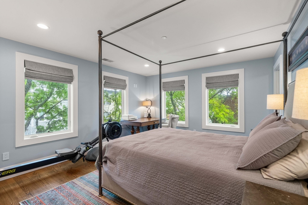 435 East 3rd Street, Unit 2 Boston, MA 02127 - Photo 11 of 26