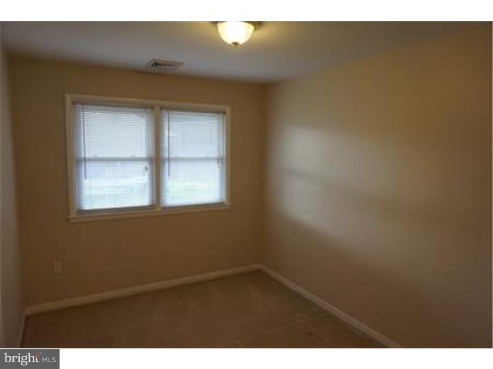460 Flanders Road Bellmawr, NJ 08031 - Photo 14 of 22 Bedroom 3