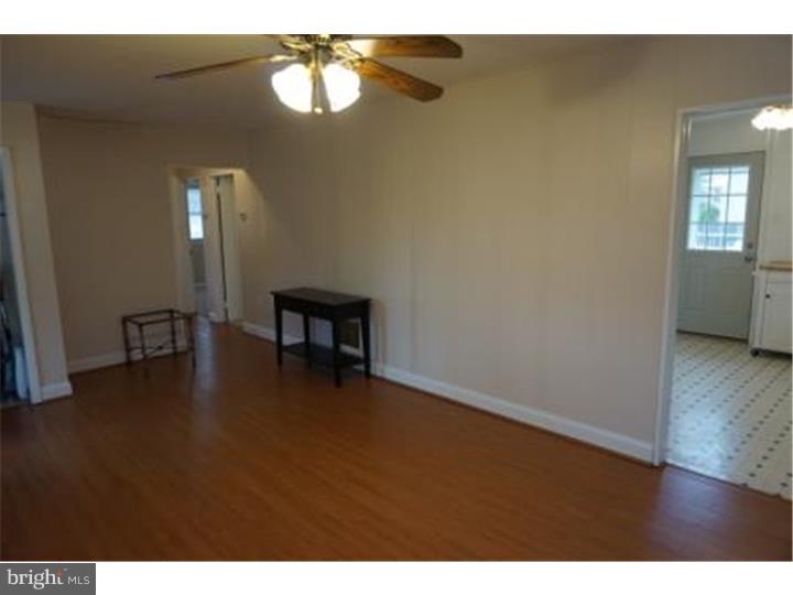 460 Flanders Road Bellmawr, NJ 08031 - Photo 5 of 22 Living Room
