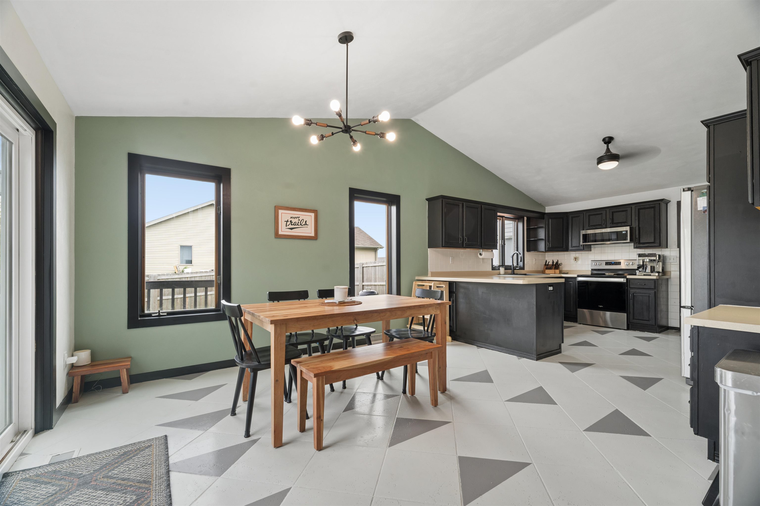 W2290 Block Road Appleton, WI 54915 - Photo 7 of 34 Gallery Image 7