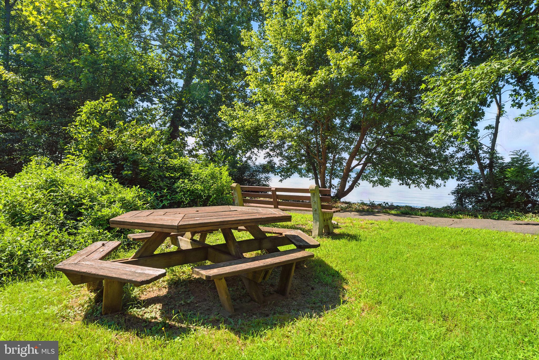 6008 Chapman Road Lorton, VA 22079 - Photo 54 of 62 Gallery Image 54