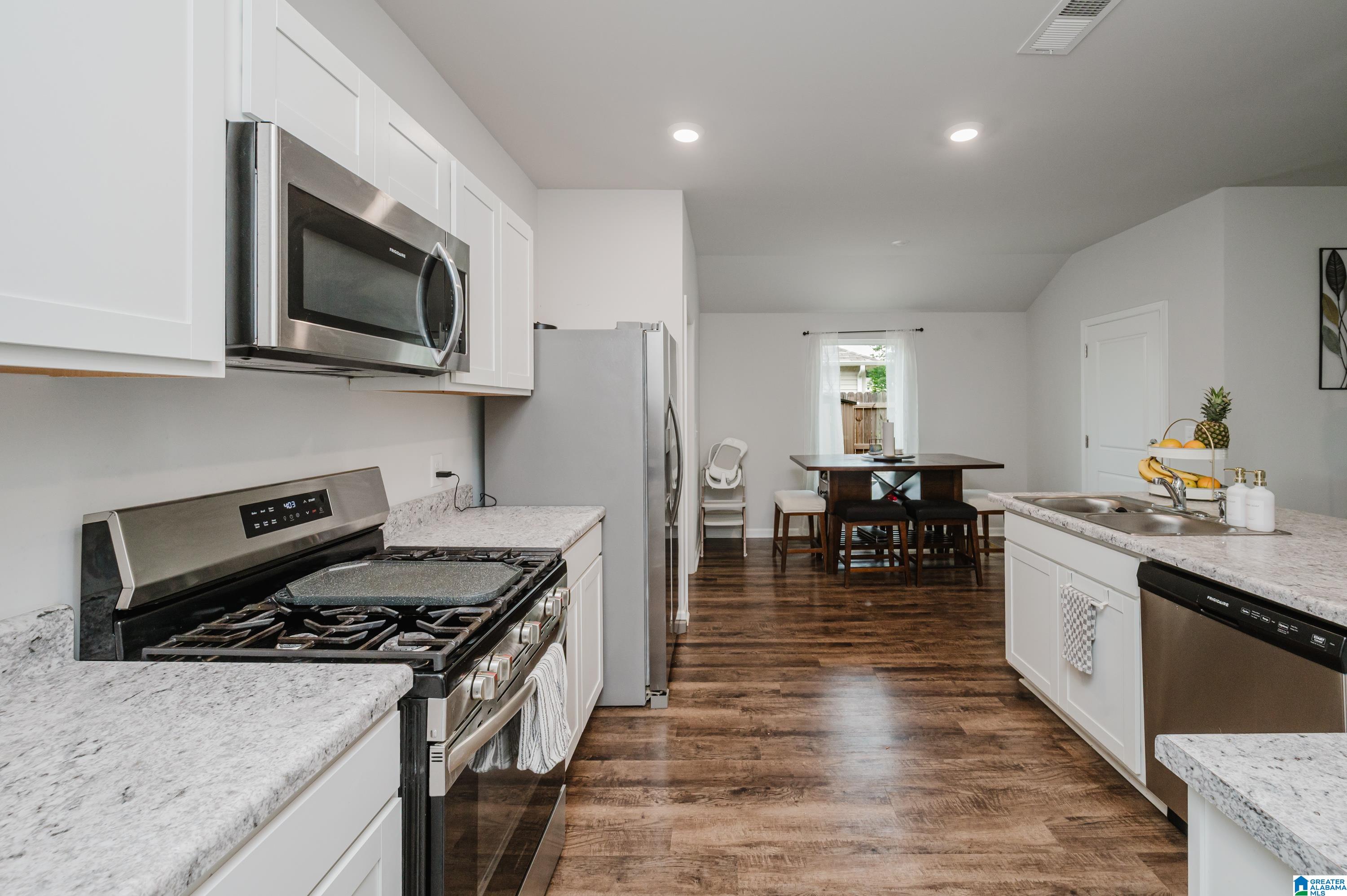 286 Amber Avenue Calera, AL 35040 - Photo 14 of 39