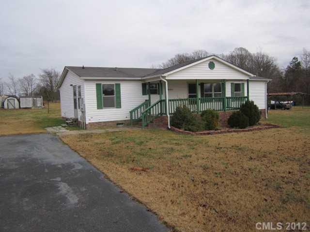 128 Ebenezer Road Kings Mountain, NC 28086 - Photo 3 of 13 Gallery Image 3