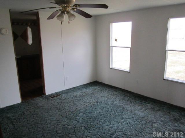 128 Ebenezer Road Kings Mountain, NC 28086 - Photo 4 of 13 Gallery Image 4