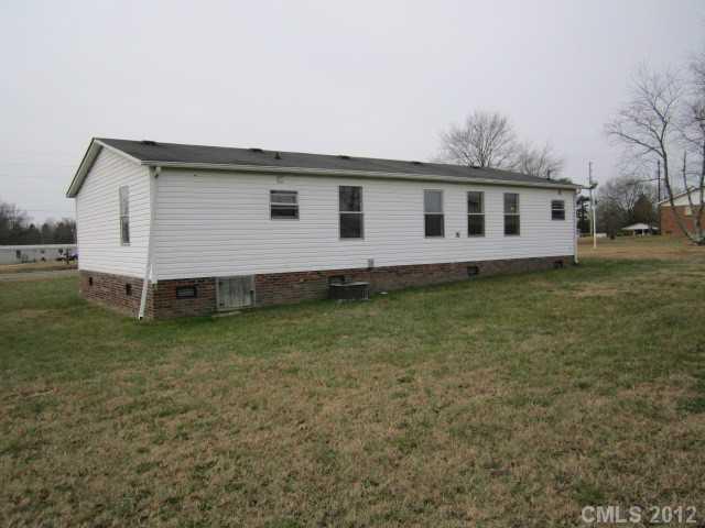 128 Ebenezer Road Kings Mountain, NC 28086 - Photo 6 of 13 Gallery Image 6