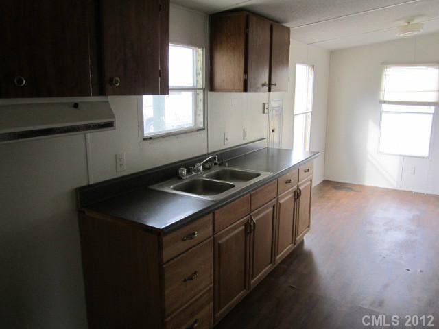 128 Ebenezer Road Kings Mountain, NC 28086 - Photo 8 of 13 Gallery Image 8