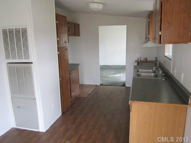 128 Ebenezer Road Kings Mountain, NC 28086 - Photo 10 of 13 Gallery Image 10