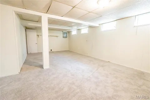 $174,900 | 1395 Redbird Drive, Florissant, MO 63031