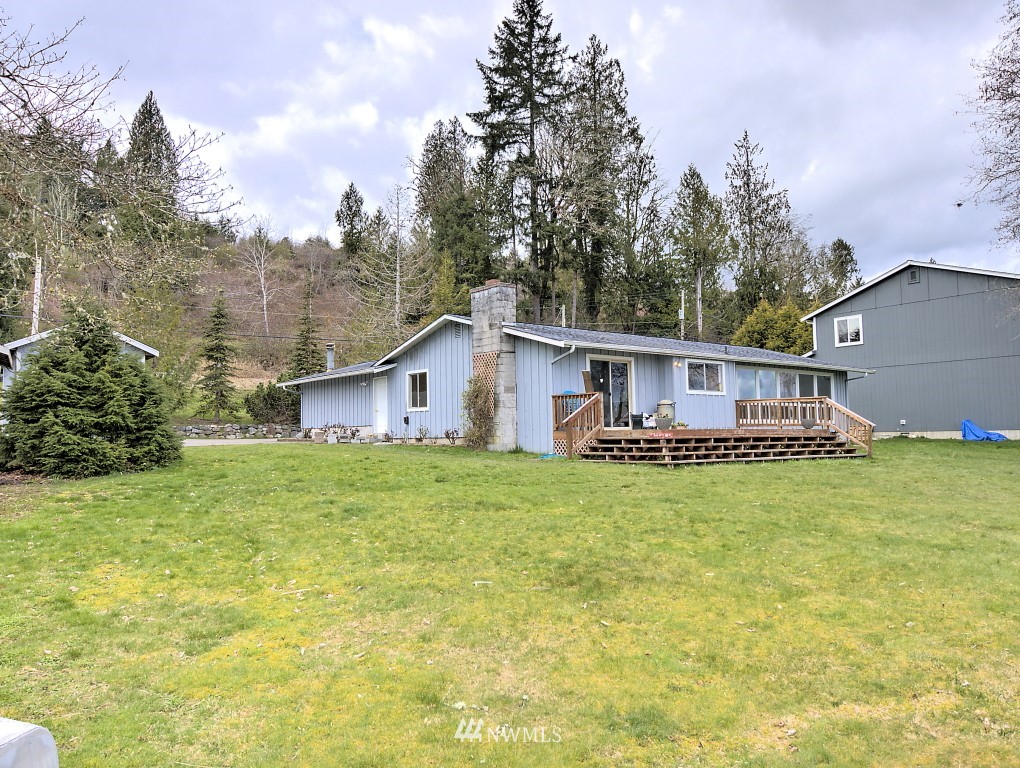 7480 East Grapeview Loop Road Allyn, WA 98524 - Photo 6 of 24 Gallery Image 6