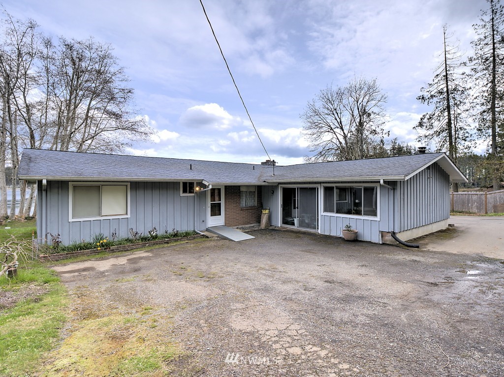 7480 East Grapeview Loop Road Allyn, WA 98524 - Photo 7 of 24 Gallery Image 7
