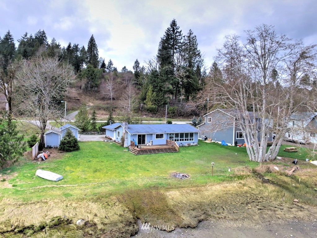 7480 East Grapeview Loop Road Allyn, WA 98524 - Photo 8 of 24 Gallery Image 8