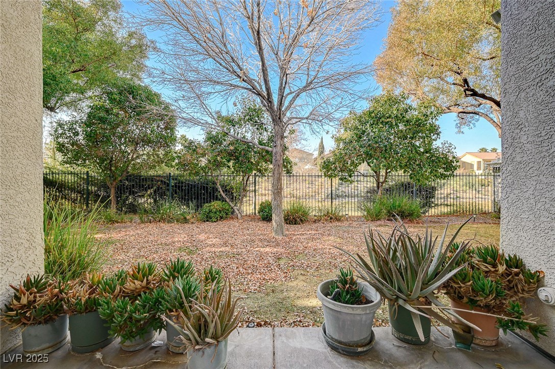 1335 Rolling Sunset Street Henderson, NV 89052 - Photo 54 of 72 View of yard with fence