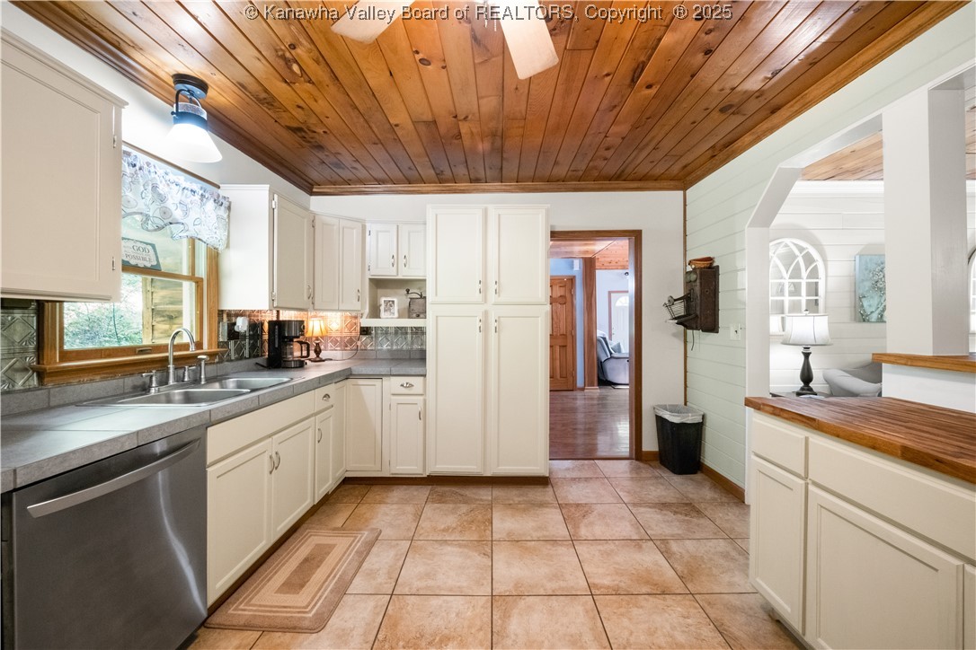 180 Tryphenia Road Hurricane, WV 25526 - Photo 21 of 50 Gallery Image 21
