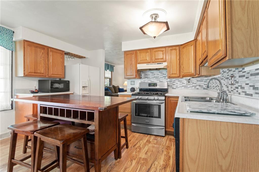 134 Hepler Road Sarver, PA 16055 - Photo 4 of 25