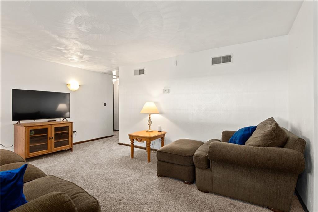 134 Hepler Road Sarver, PA 16055 - Photo 6 of 25