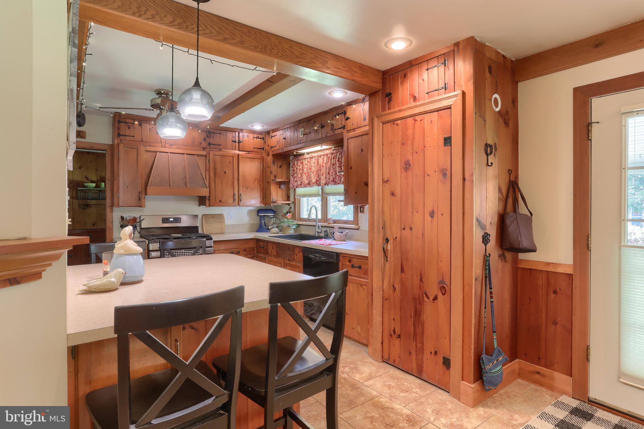 7024 Hemlock Road Harrisburg, PA 17112 - Photo 8 of 33 Gallery Image 8