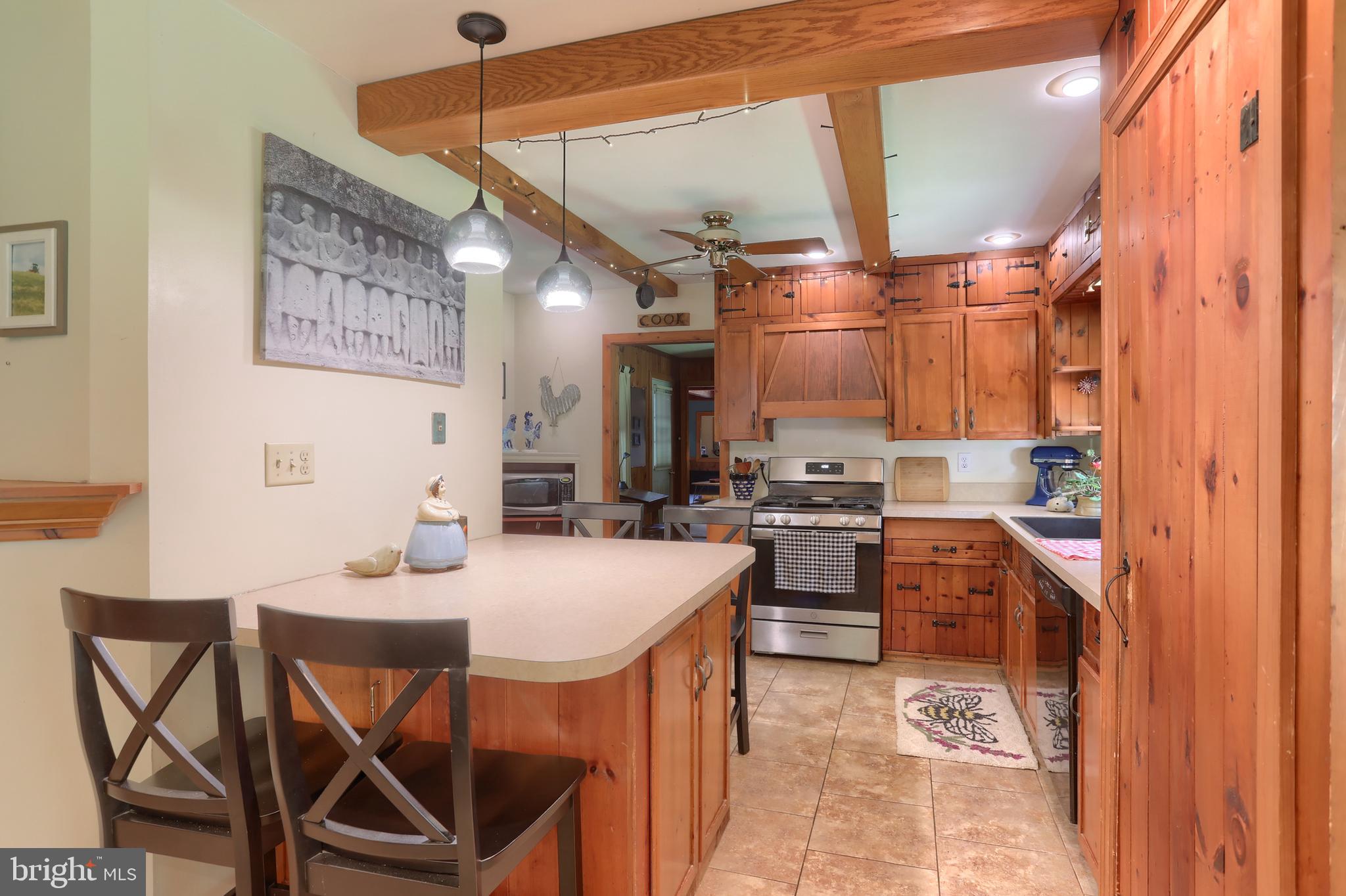 7024 Hemlock Road Harrisburg, PA 17112 - Photo 10 of 33 Gallery Image 10