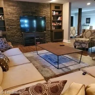 $1,100,000 | 1042 Rockford Road, High Point, NC 27262