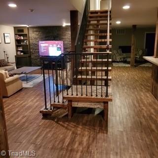 1042 Rockford Road High Point, NC 27262 - Photo 5 of 16