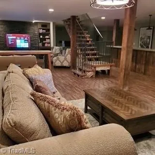 $1,100,000 | 1042 Rockford Road, High Point, NC 27262