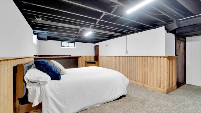 $3,500 | 288 Oakridge Drive, Irondequoit, NY 14617