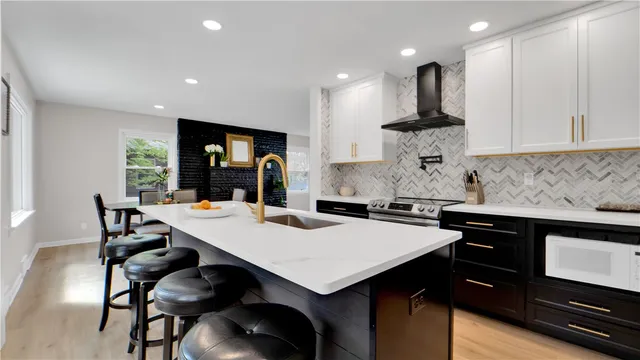 $3,500 | 288 Oakridge Drive, Irondequoit, NY 14617